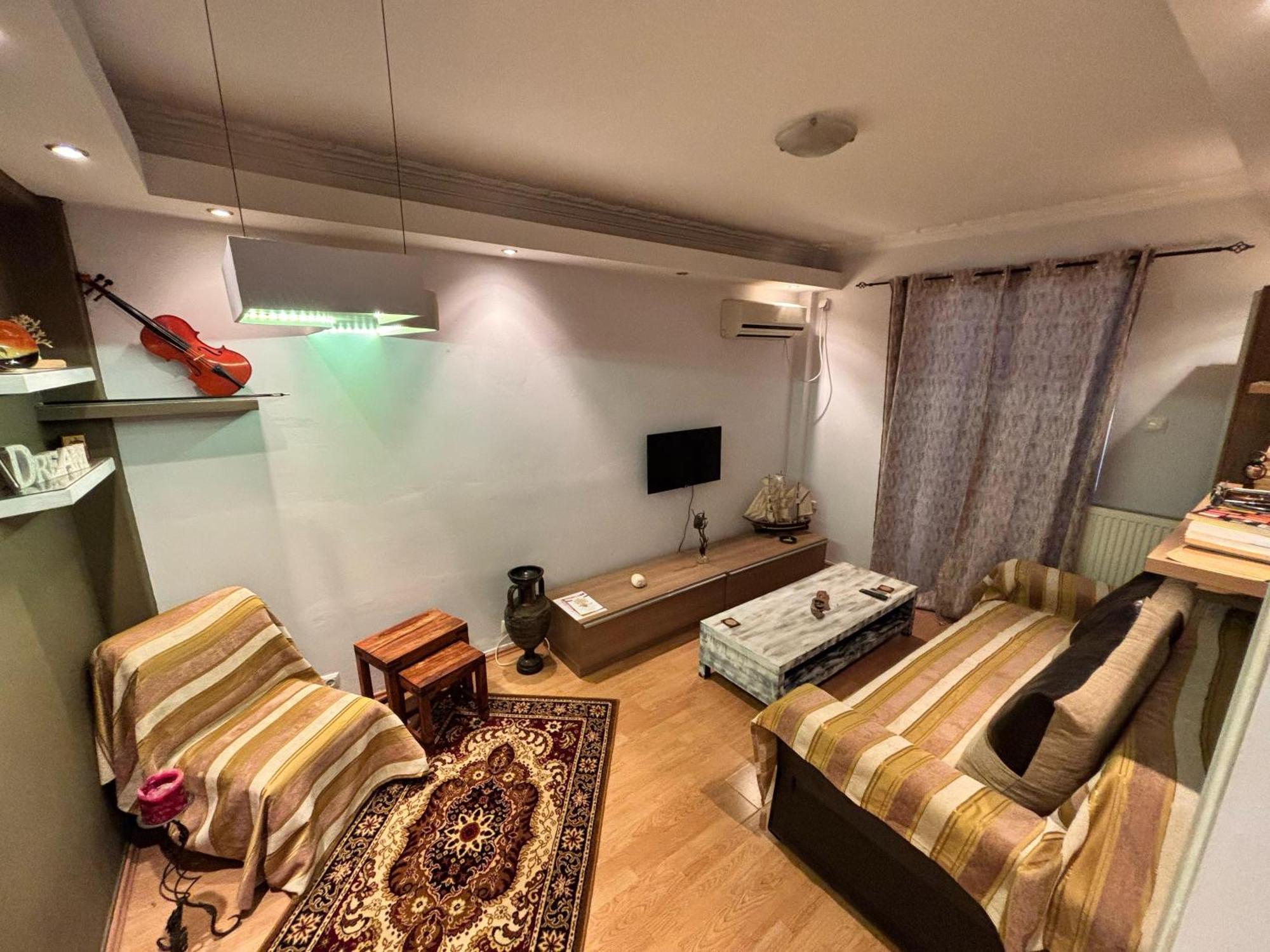 Nirvana Apartment Атина Екстериор снимка