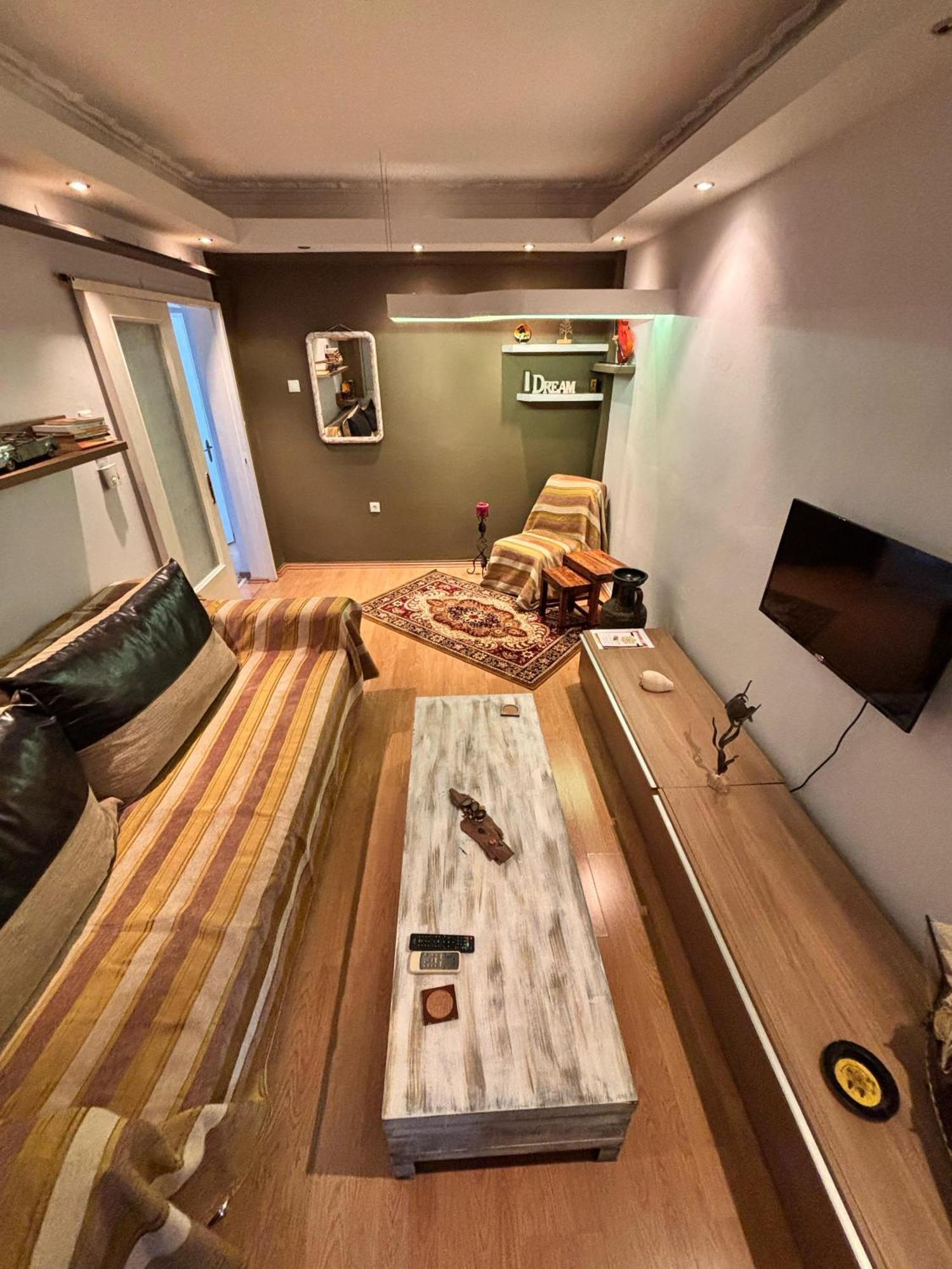 Nirvana Apartment Атина Екстериор снимка